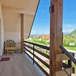 شقة Orhidea
